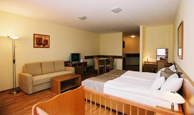 Panorama Wellness Apartman Hotel Hajduszoboszlo Phòng bức ảnh