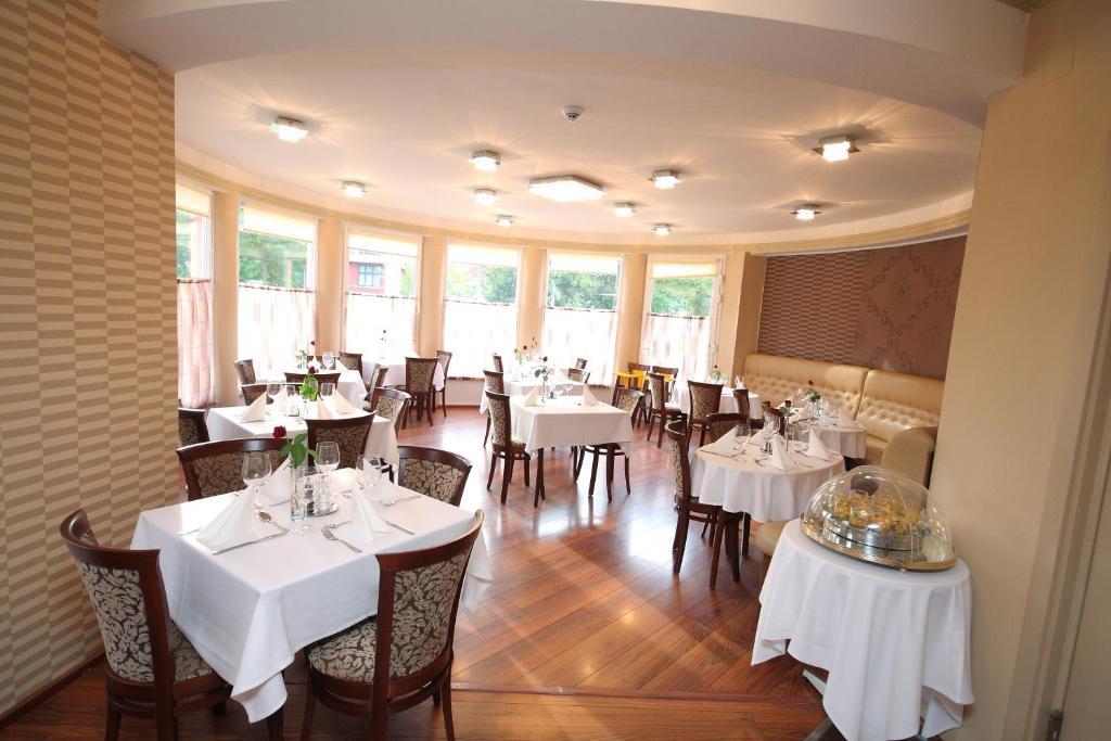 Panorama Wellness Apartman Hotel Hajduszoboszlo Ngoại thất bức ảnh